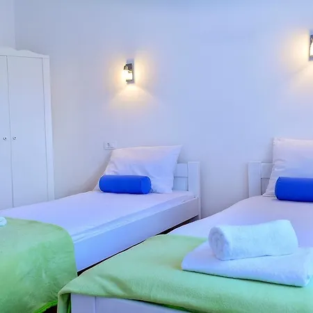 Bed & Breakfast Golden B&B