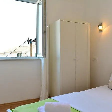 Bed & Breakfast Golden B&B 3*