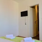 Bed & Breakfast Golden 3*