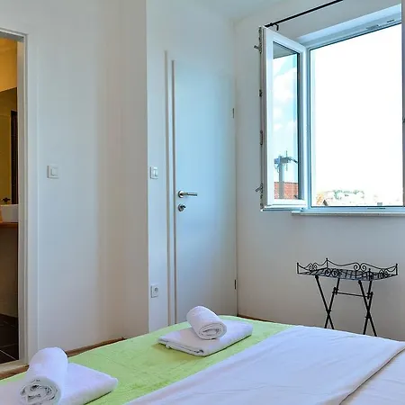 Golden B&B Bed & Breakfast Split