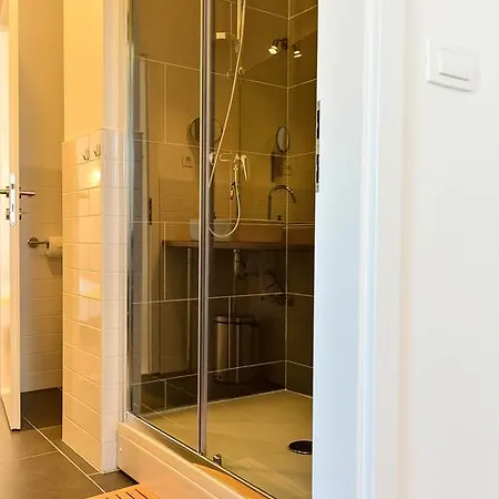 Bed & Breakfast Golden B&B