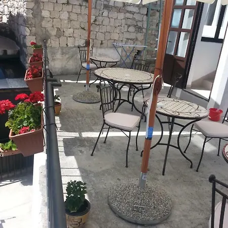 Oda ve Kahvaltı Golden Split