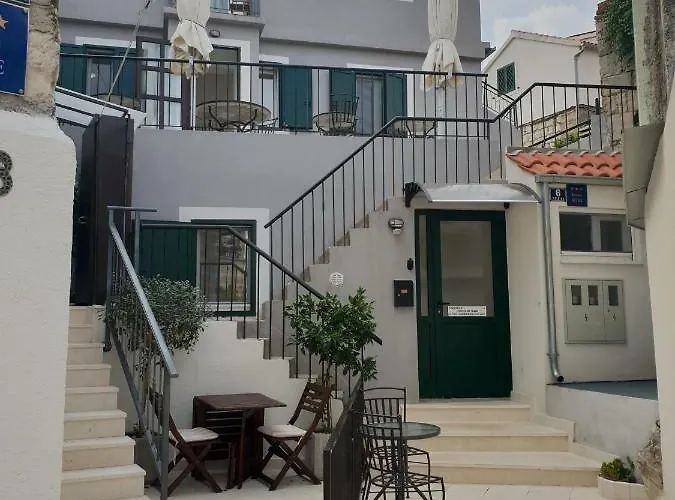 krevet i doručak Golden B&B